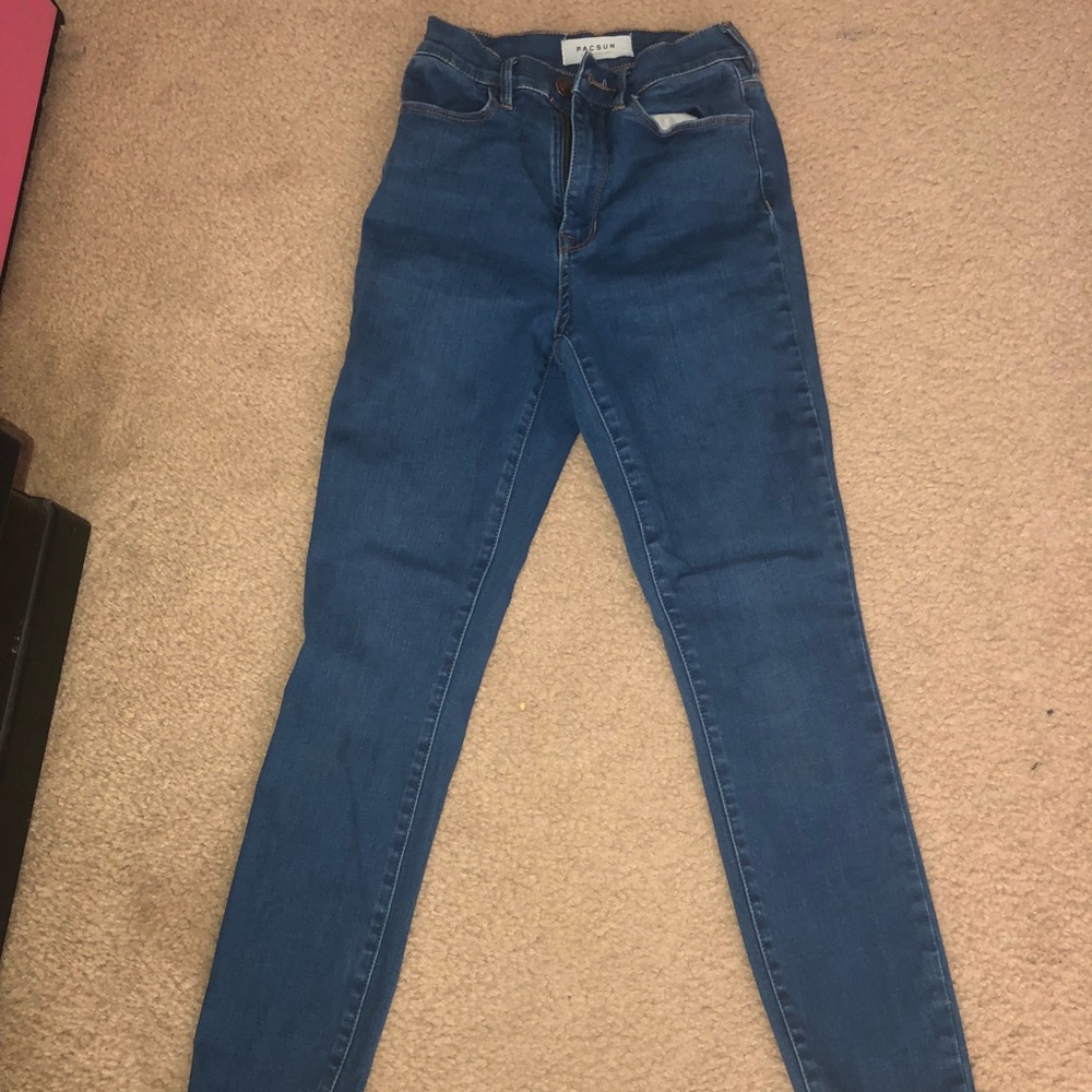 Skinny jeans